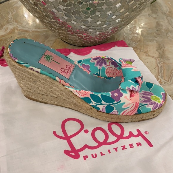 NWT Beautiful Lilly Pulitzer wedge shoes - Picture 3 of 11